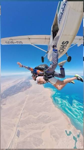 Sky diving